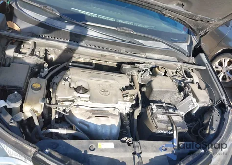 2016 Toyota Rav4 Xle z USA, uszkodzony, nr VIN 2T3RFREV6GW494319